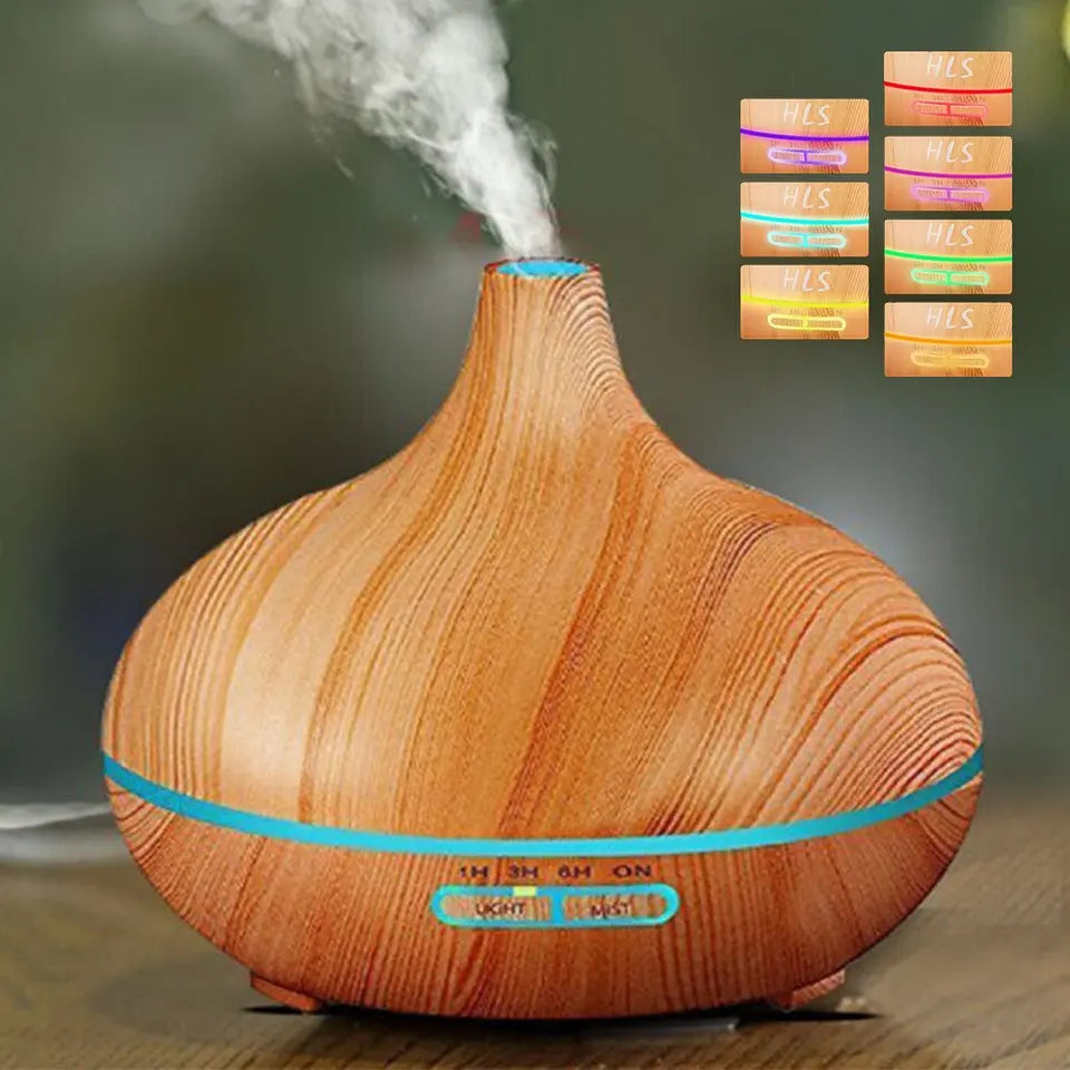 Difusor de aromas de 500 ml con luz LED difundiendo vapor